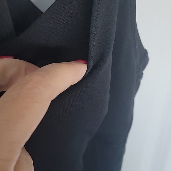 Lululemon Run: Stuff Your Bra Tank, Black, 8 - Picture 7 of 9